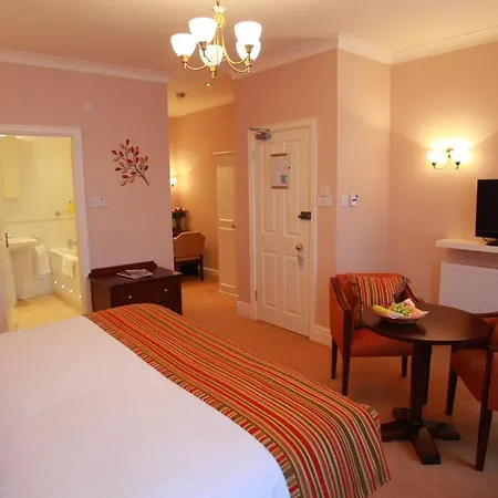 Alveston House 3* Bristol