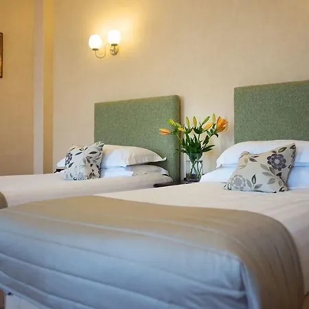 Hotel Alveston House