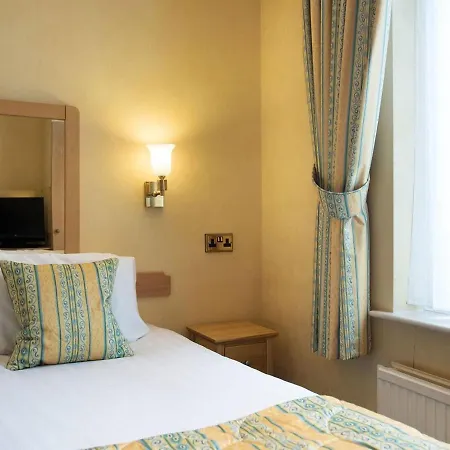 Alveston House 3* 브리스틀